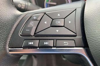 Nissan Juke 1.6 Hybrid N-Connecta 5dr Auto