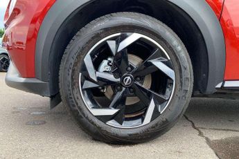 Nissan Juke 1.6 Hybrid N-Connecta 5dr Auto