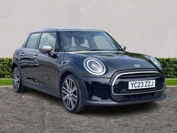 MINI Hatch 1.5 Cooper Exclusive 5dr Auto [Comfort/Nav Pack]