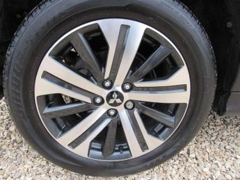 Mitsubishi ASX 2.0 Exceed 5dr CVT 4WD