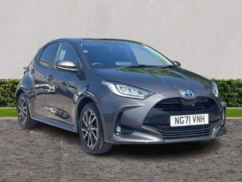 Toyota Yaris 1.5 Hybrid Design 5dr CVT