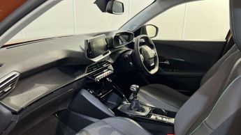 Peugeot 2008 1.2 PureTech Allure Premium 5dr