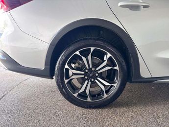 Ford Focus Active 1.0 EcoBoost Hybrid mHEV 155 Active Vignale 5dr