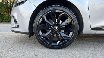 Renault Clio 0.9 TCE 90 Iconic 5dr