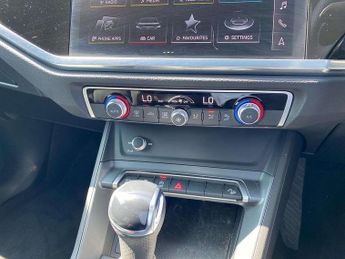 Audi Q3 35 TFSI S Line 5dr S Tronic [Leather]