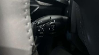 Peugeot 2008 1.2 PureTech 130 Allure 5dr