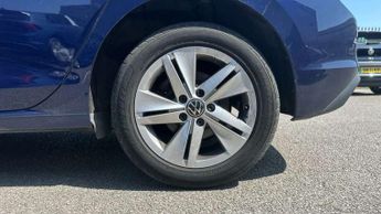 Volkswagen Golf 1.5 TSI Life 5dr