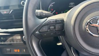 Toyota Yaris Cross 1.5 Hybrid Design 5dr CVT