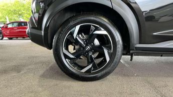 Nissan Juke 1.6 Hybrid N-Connecta 5dr Auto