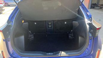 Toyota Yaris Cross 1.5 Hybrid Design 5dr CVT