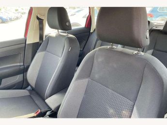 Volkswagen Polo 1.0 TSI Life 5dr
