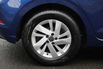 Volkswagen Polo 1.0 Life 5dr