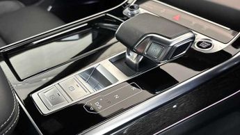 Audi Q8 50 TDI Quattro S Line 5dr Tiptronic [Leather]