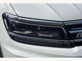 Volkswagen Tiguan 2.0 TSi 230 4Motion SEL 5dr DSG
