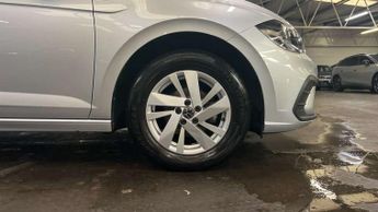 Volkswagen Polo 1.0 TSI Life 5dr