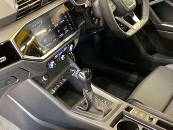 Audi Q3 35 TFSI Black Edition 5dr S Tronic [20" Alloy]
