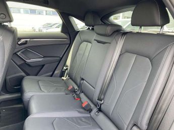 Audi Q3 35 TFSI Black Edition 5dr S Tronic [20" Alloy]