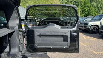 Land Rover Defender 3.0 D250 X-Dynamic HSE 110 5dr Auto