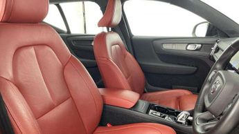 Volvo XC40 2.0 B4P Inscription Pro 5dr Auto