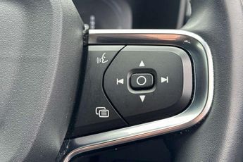 Volvo XC40 Recharge 1.5 T4 Recharge PHEV R DESIGN 5dr Auto