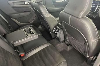 Volvo XC40 1.5 T3 [163] R DESIGN 5dr Geartronic