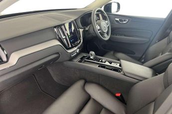 Volvo XC60 2.0 B4D Plus Dark 5dr AWD Geartronic