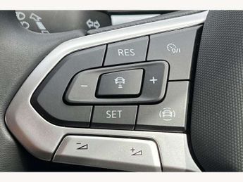 Volkswagen T-Roc 1.0 TSI Life 5dr