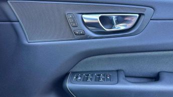 Volvo XC60 2.0 T8 Recharge PHEV R DESIGN Pro 5dr AWD Auto