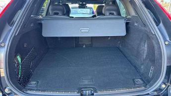 Volvo XC60 2.0 T8 Recharge PHEV R DESIGN Pro 5dr AWD Auto
