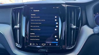 Volvo XC60 2.0 T8 Recharge PHEV R DESIGN Pro 5dr AWD Auto