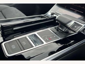 Audi A6 Avant 40 TDI Quattro Black Edition 5dr S Tronic