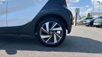 Toyota Aygo X 1.0 VVT-i Edge 5dr Auto