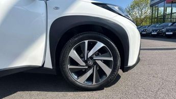 Toyota Aygo X 1.0 VVT-i Edge 5dr Auto