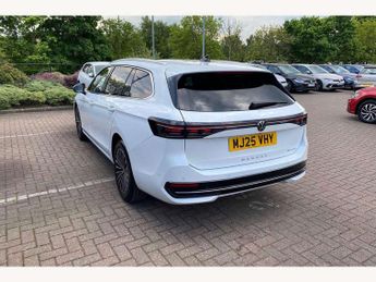Volkswagen Passat Estate 1.5 TSI eHybrid Elegance 5dr DSG