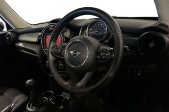 MINI Hatchback 1.5 Cooper Classic II 3dr