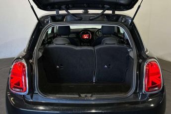 MINI Hatchback 1.5 Cooper Classic II 3dr