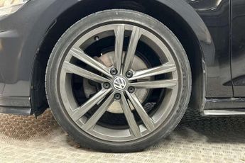 Volkswagen Golf 1.5 TSI EVO 150 R-Line 5dr