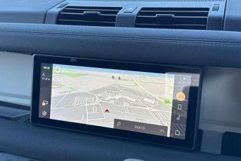 Land Rover Defender 3.0 D250 X-Dynamic SE 90 3dr Auto