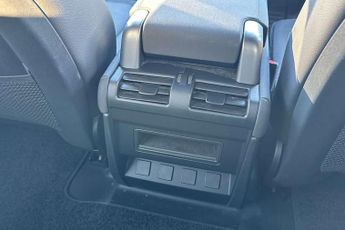 Land Rover Defender 3.0 D250 X-Dynamic SE 90 3dr Auto