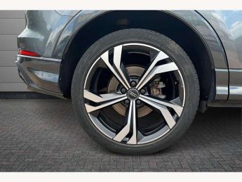 Audi Q3 40 TFSI Quattro Edition 1 5dr S Tronic