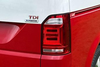 Volkswagen Caravelle 2.0 TDI BlueMotion Tech 204 Generation Six 5dr DSG