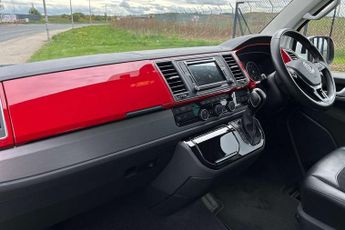 Volkswagen Caravelle 2.0 TDI BlueMotion Tech 204 Generation Six 5dr DSG