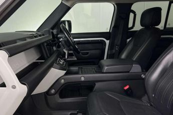 Land Rover Defender 3.0 D300 SE 110 5dr Auto