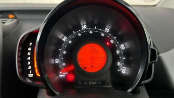 Toyota Aygo 1.0 VVT-i X-Play 5dr