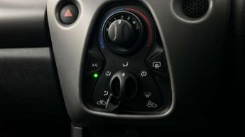 Toyota Aygo 1.0 VVT-i X-Play 5dr