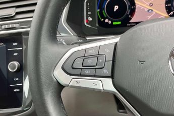 Volkswagen Tiguan 1.4 TSI eHybrid Elegance 5dr DSG