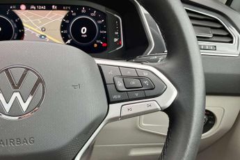 Volkswagen Tiguan 1.4 TSI eHybrid Elegance 5dr DSG