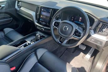 Volvo XC60 2.0 B4D R DESIGN 5dr AWD Geartronic