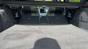 Mercedes-Benz C-Class Estate C300e AMG Line Premium Plus 5dr 9G-Tronic