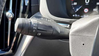 Volvo XC60 2.0 T8 [390] Hybrid Inscription 5dr AWD Geartronic